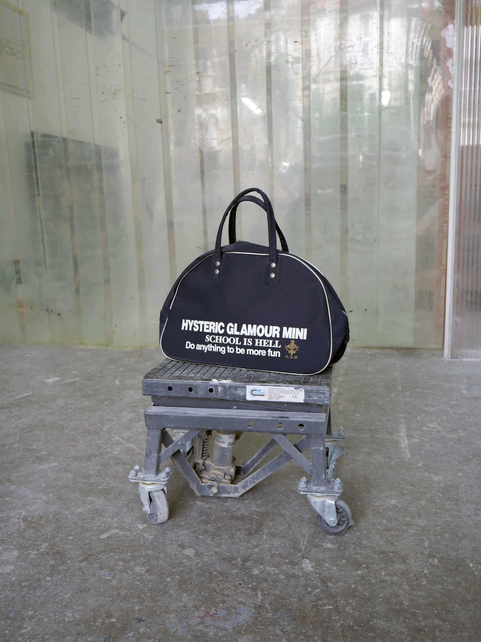 Graphic Type Bowling Bag